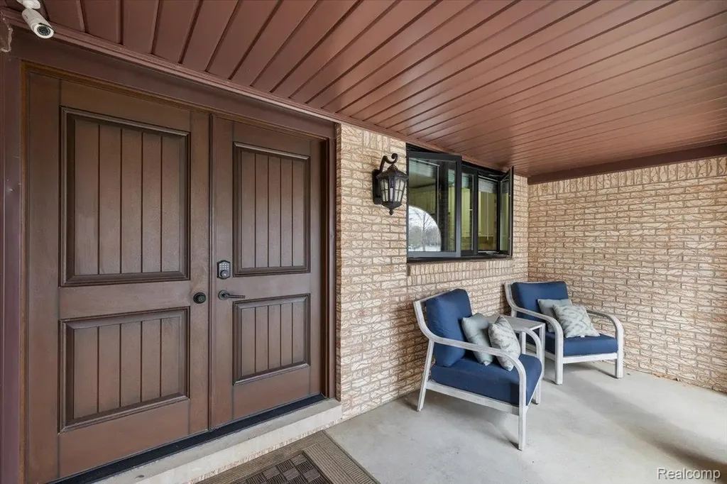 34765 Northland Drive Livonia City MI 48152