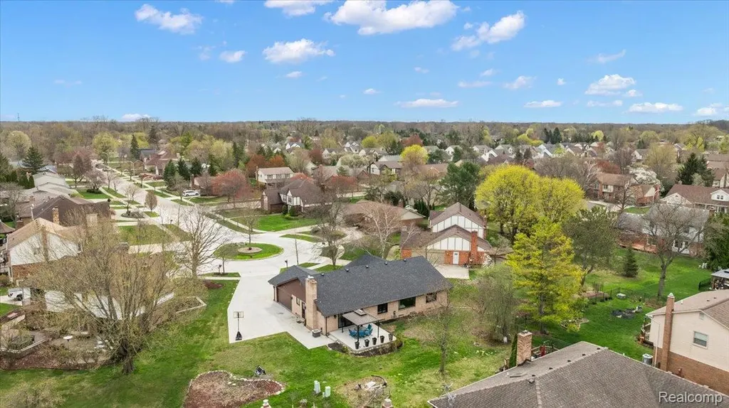 34765 Northland Drive Livonia City MI 48152