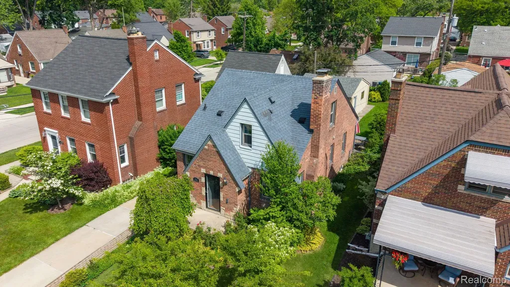 23144 Myrtle Street Dearborn City MI 48128