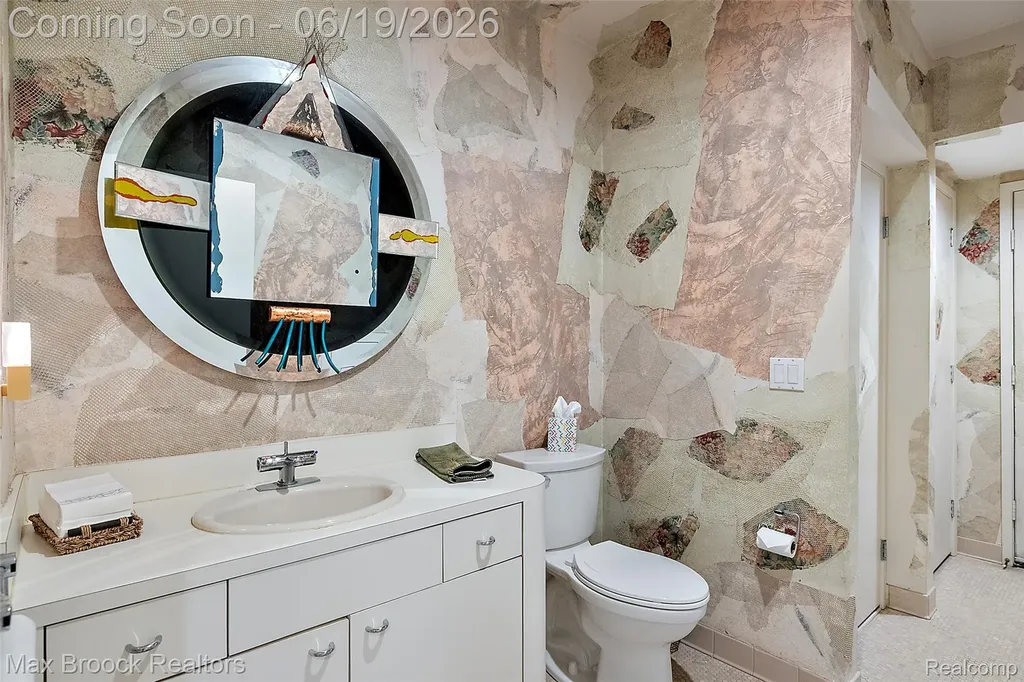 2267 Shankin Drive Wolverine Lake Village MI 48390