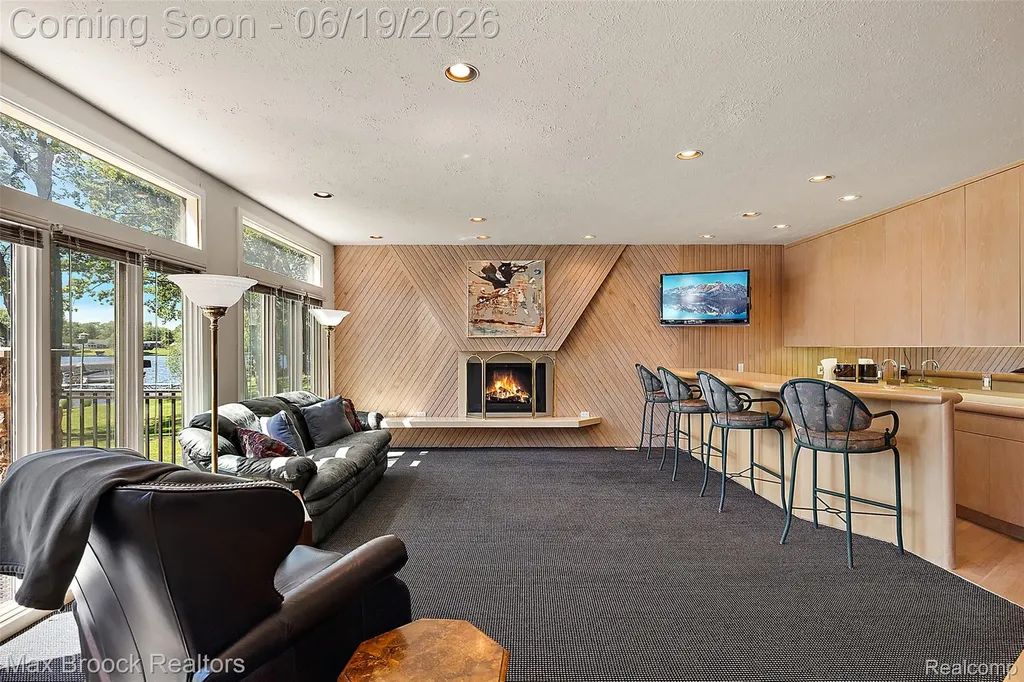 2267 Shankin Drive Wolverine Lake Village MI 48390