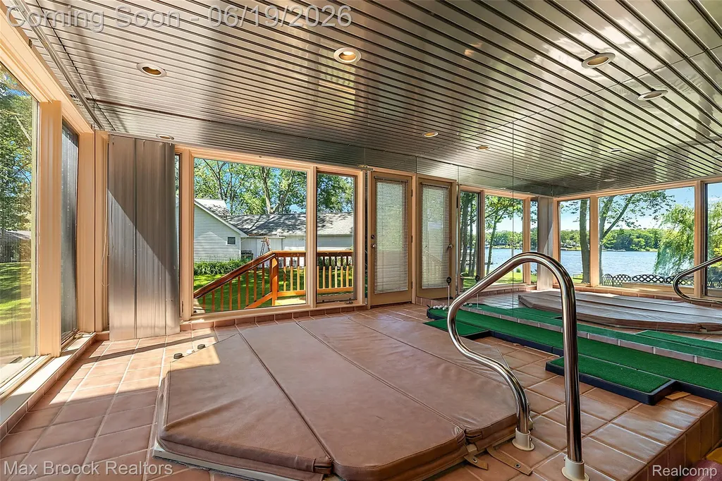 2267 Shankin Drive Wolverine Lake Village MI 48390