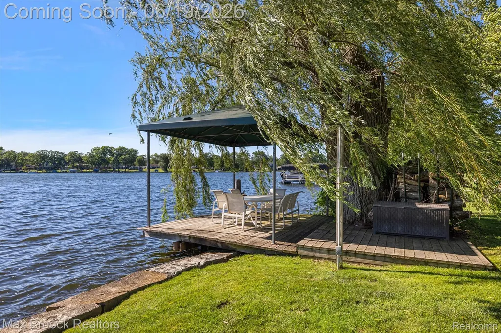 2267 Shankin Drive Wolverine Lake Village MI 48390