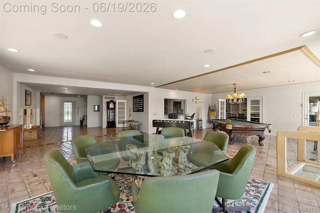 2267 Shankin Drive Wolverine Lake Village MI 48390