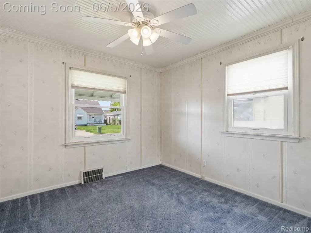 12960 Castle Street Southgate City MI 48195
