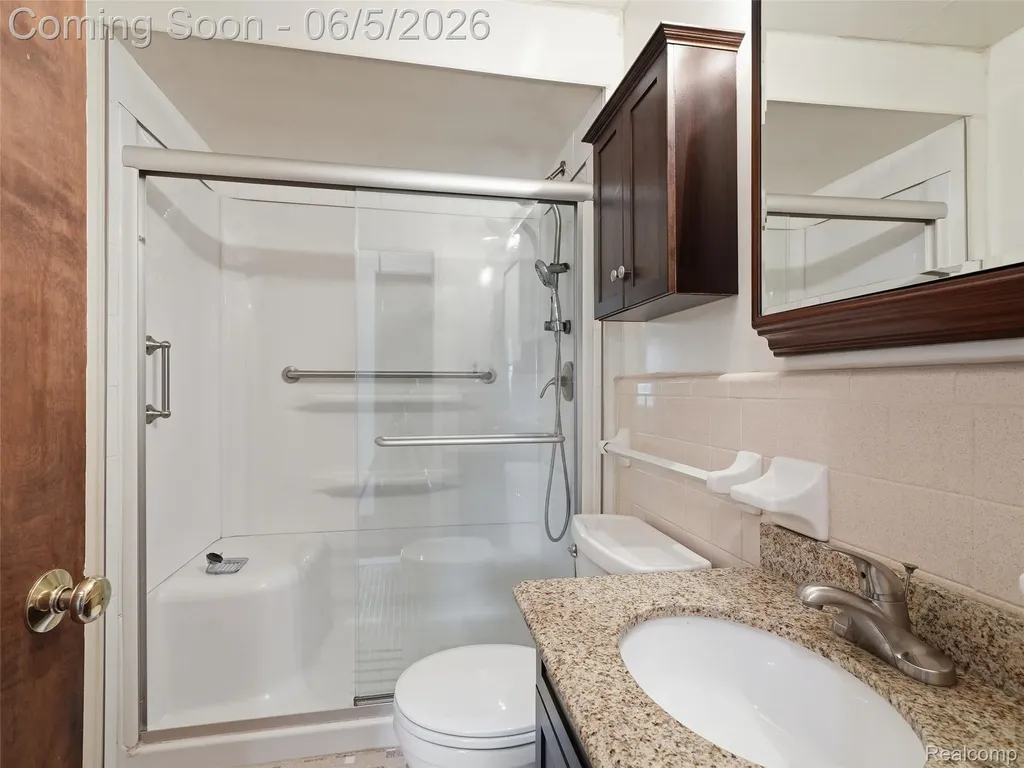 12960 Castle Street Southgate City MI 48195