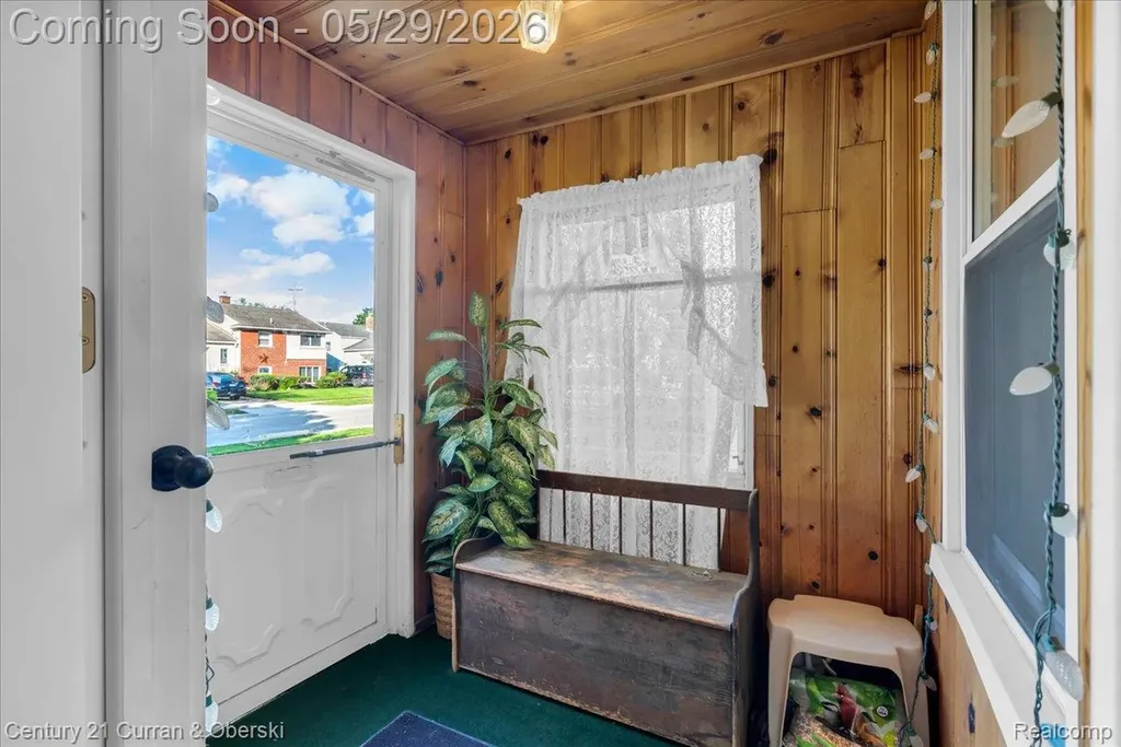 15110 Hanfor Avenue Allen Park City MI 48101