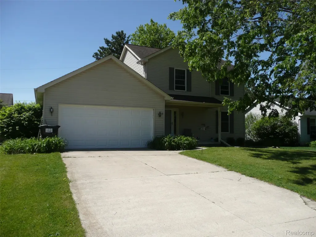 2388 Ava Oceola Township MI 48843