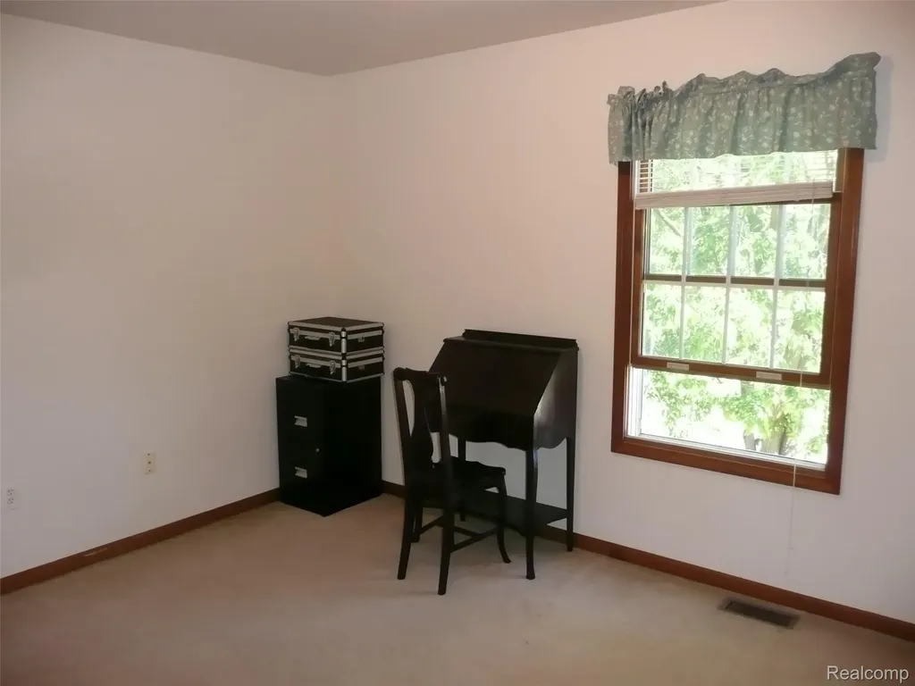 2388 Ava Oceola Township MI 48843