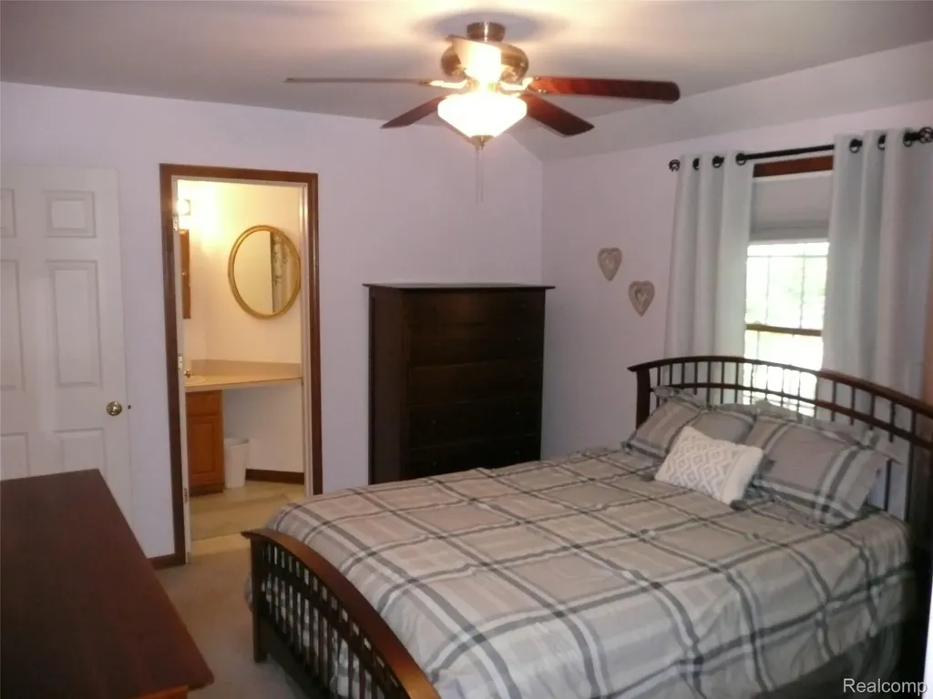 2388 Ava Oceola Township MI 48843