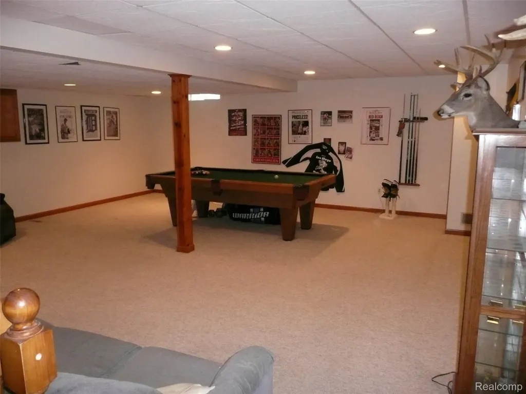 2388 Ava Oceola Township MI 48843