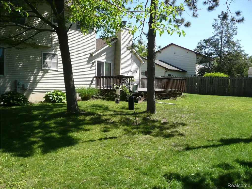 2388 Ava Oceola Township MI 48843