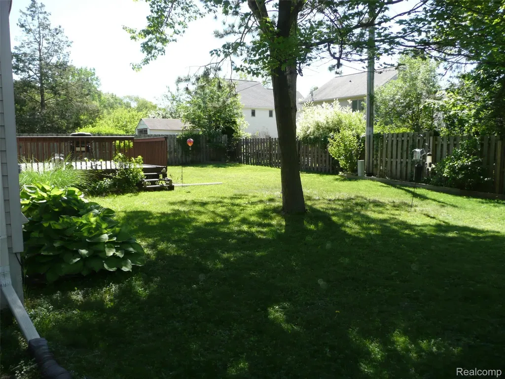 2388 Ava Oceola Township MI 48843