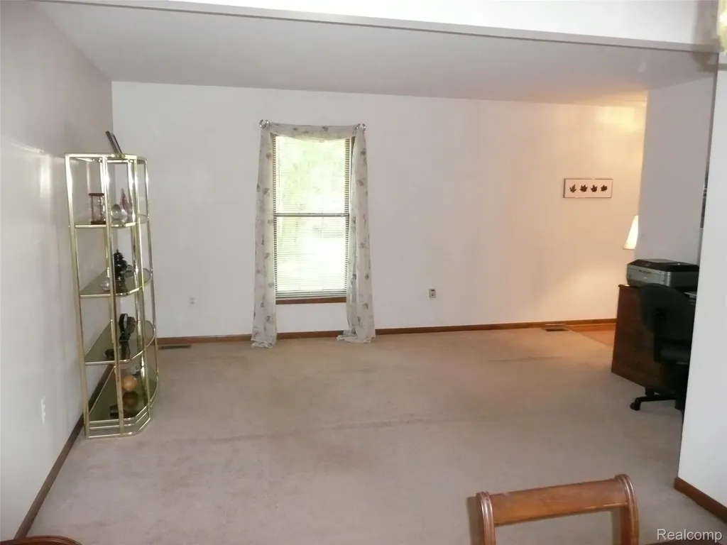 2388 Ava Oceola Township MI 48843