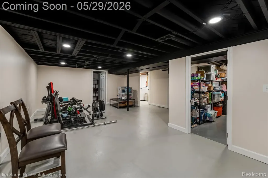 22801 Lake Boulevard St. Clair Shores City MI 48082