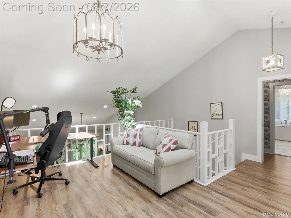 202 Nakomis Trail Orion Charter Township MI 48362