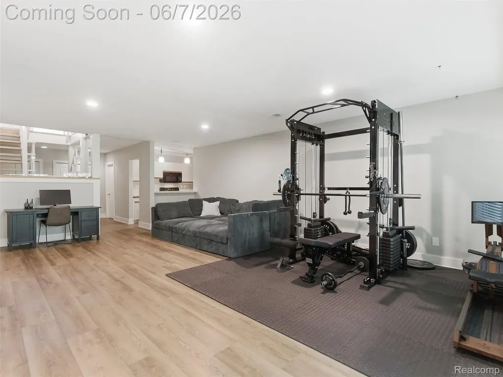 202 Nakomis Trail Orion Charter Township MI 48362