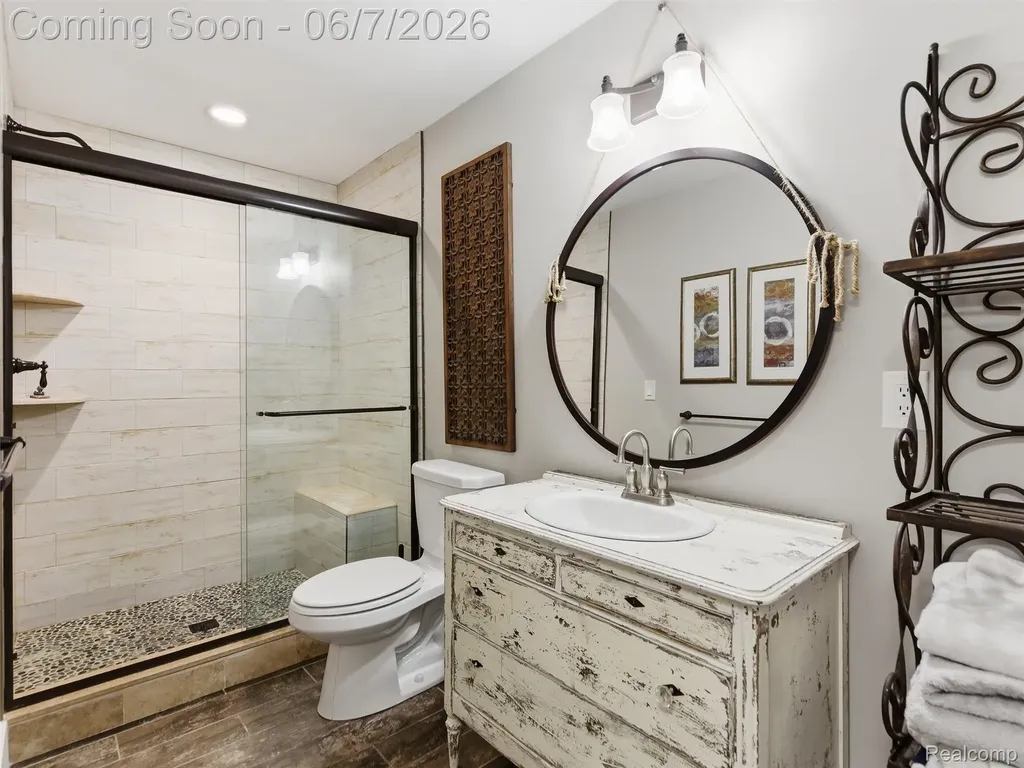 202 Nakomis Trail Orion Charter Township MI 48362