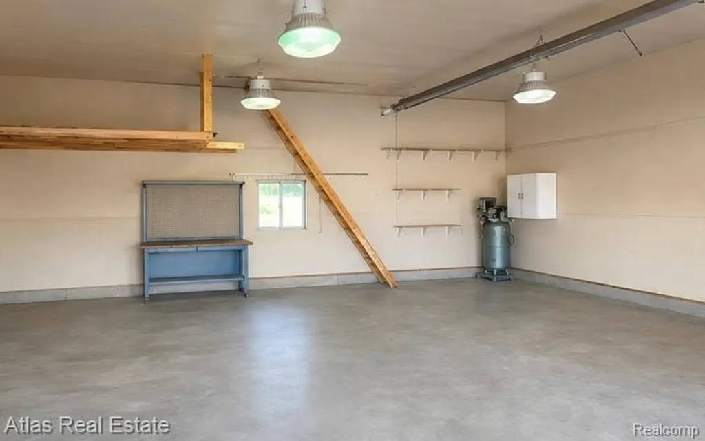 6075 Mayville Road Koylton Township MI 48727