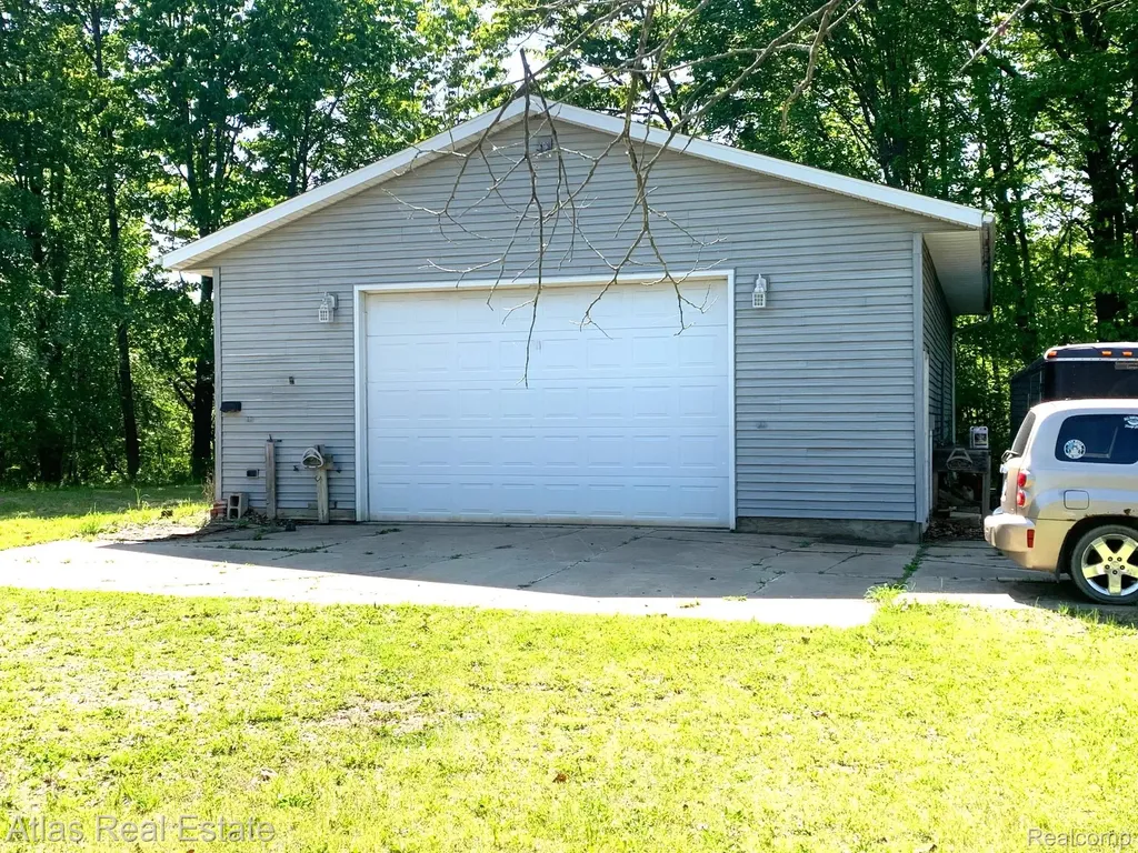 6075 Mayville Road Koylton Township MI 48727