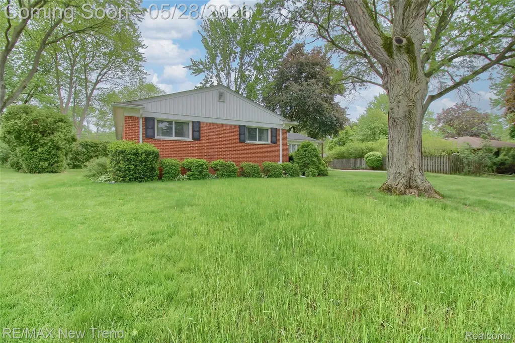 32216 Craftsbury Road Farmington Hills City MI 48334