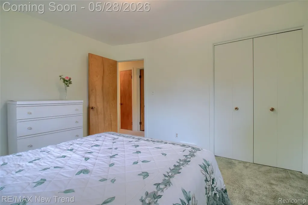 32216 Craftsbury Road Farmington Hills City MI 48334