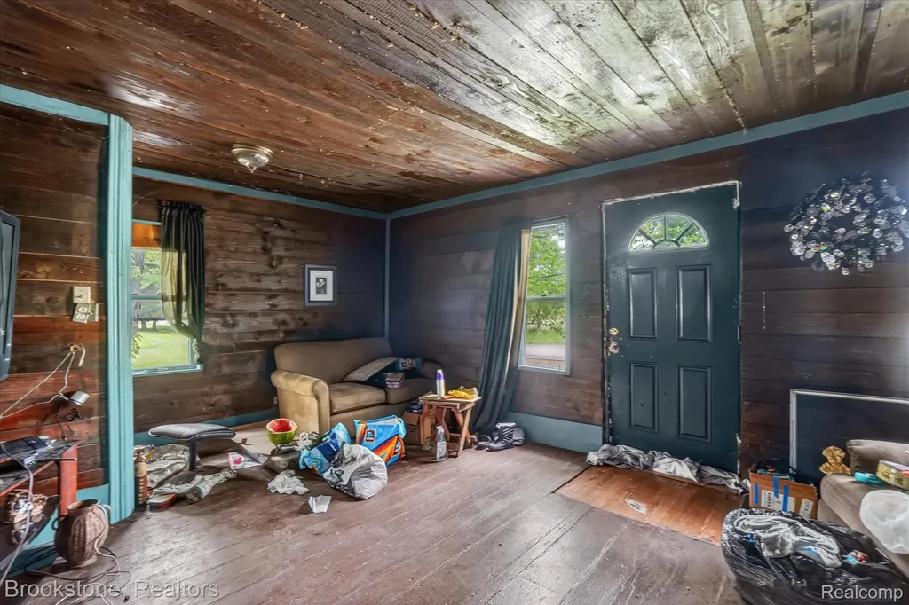 4658 E Territorial Road Henrietta Township MI 49272