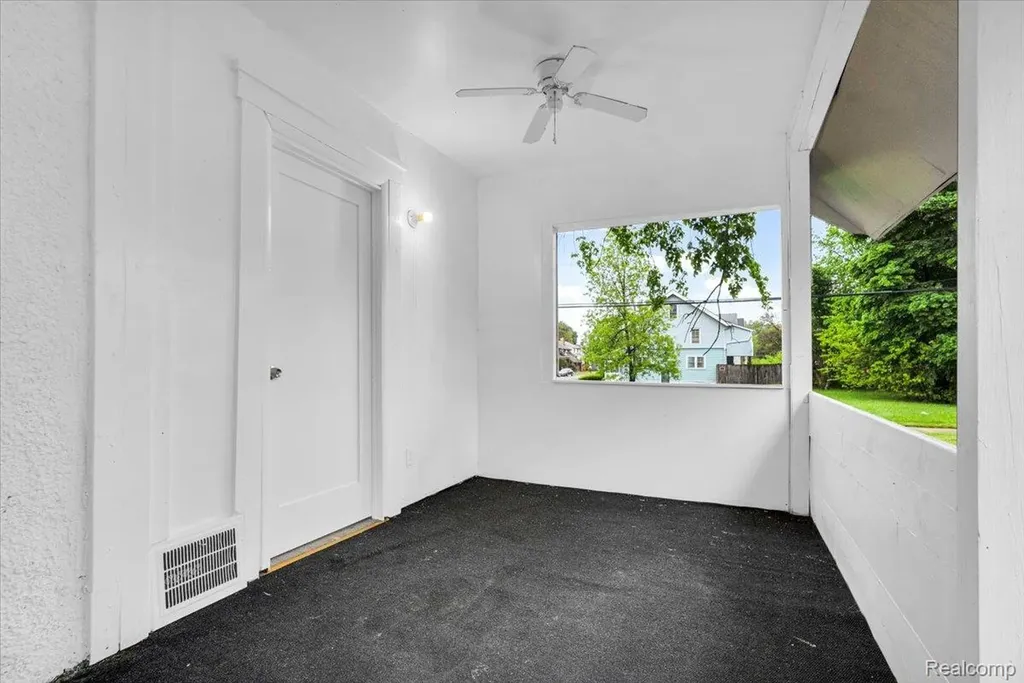 5203 Maplewood Street Detroit City MI 48204
