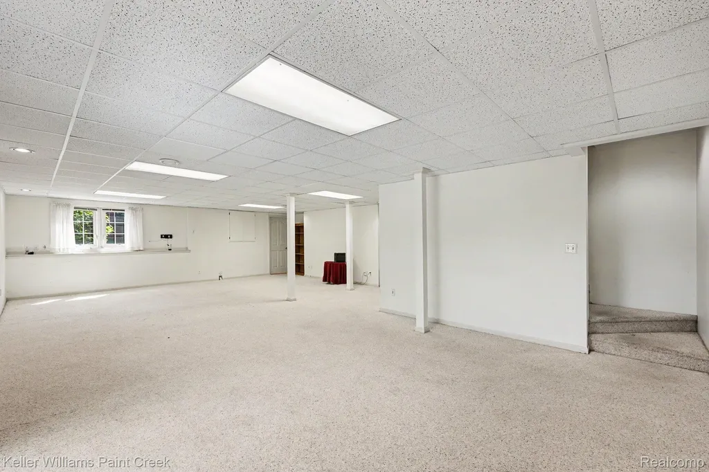 1432 Oakmont Court Orion Charter Township MI 48362