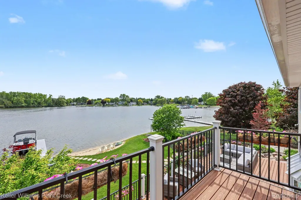 2560 Browning Drive Orion Charter Township MI 48360