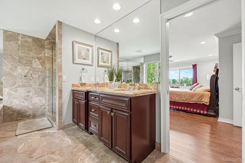 2560 Browning Drive Orion Charter Township MI 48360