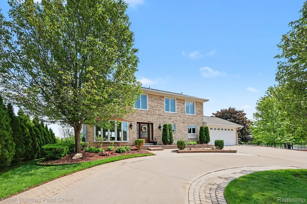2560 Browning Drive Orion Charter Township MI 48360