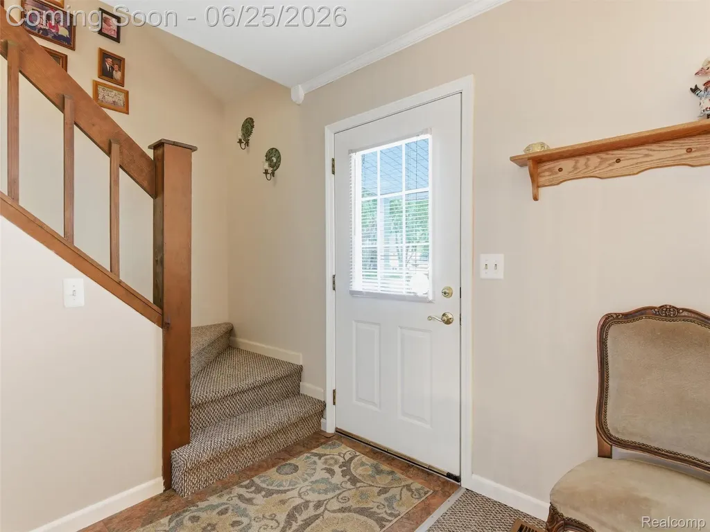 5565 Crescent Road Waterford Charter Township MI 48327