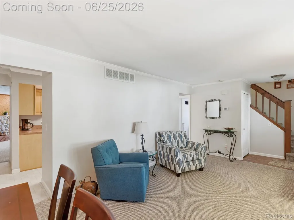 5565 Crescent Road Waterford Charter Township MI 48327