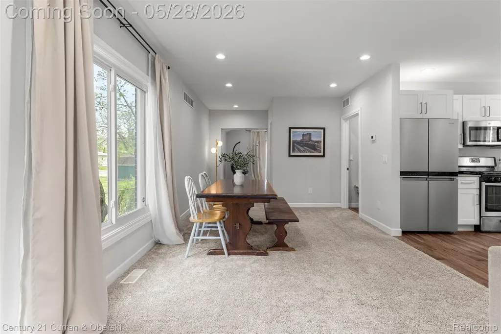 135 Draper Avenue Waterford Charter Township MI 48328