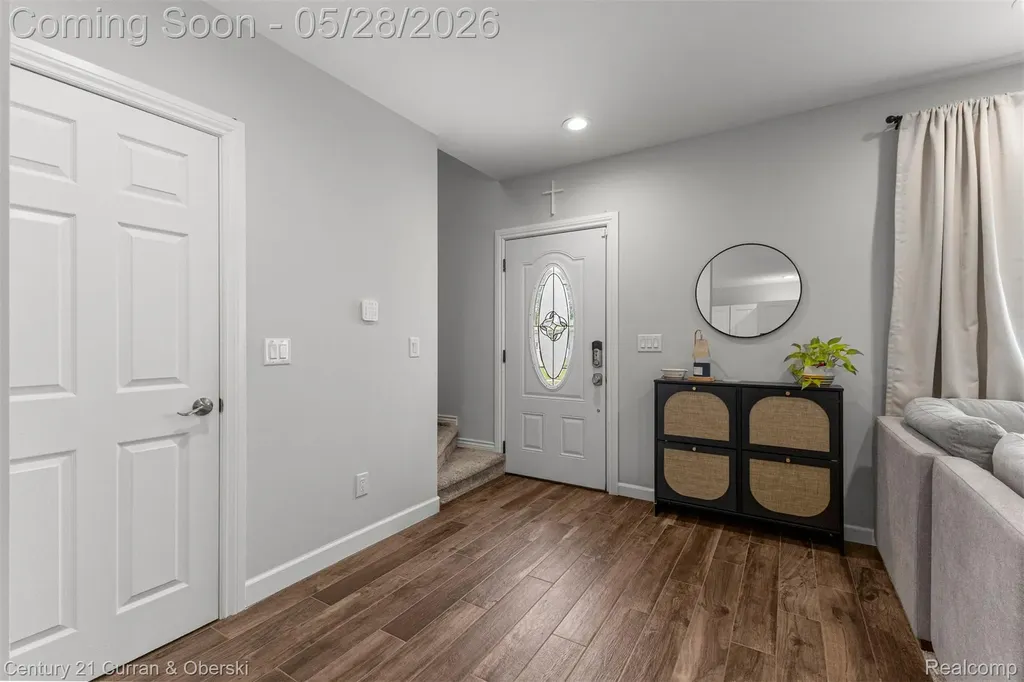 135 Draper Avenue Waterford Charter Township MI 48328