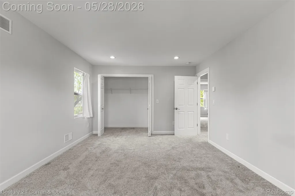 135 Draper Avenue Waterford Charter Township MI 48328