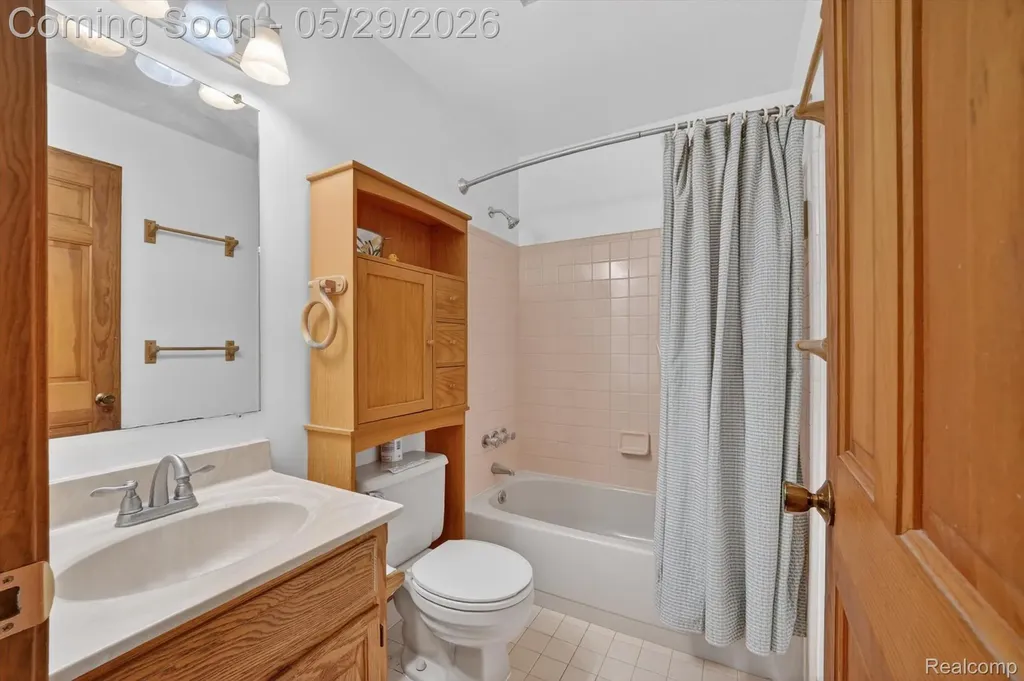 2533 W Sigler Road Ash Township MI 48117