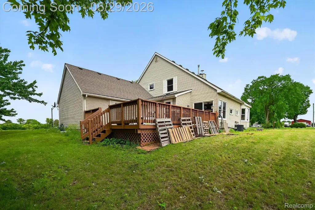 2533 W Sigler Road Ash Township MI 48117