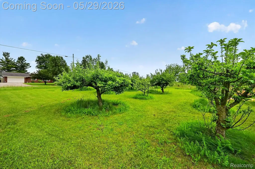 2533 W Sigler Road Ash Township MI 48117
