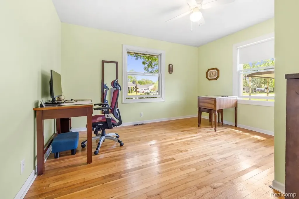 5402 Leland Street Brighton Township MI 48116