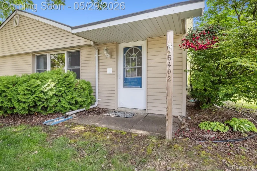 5402 Leland Street Brighton Township MI 48116