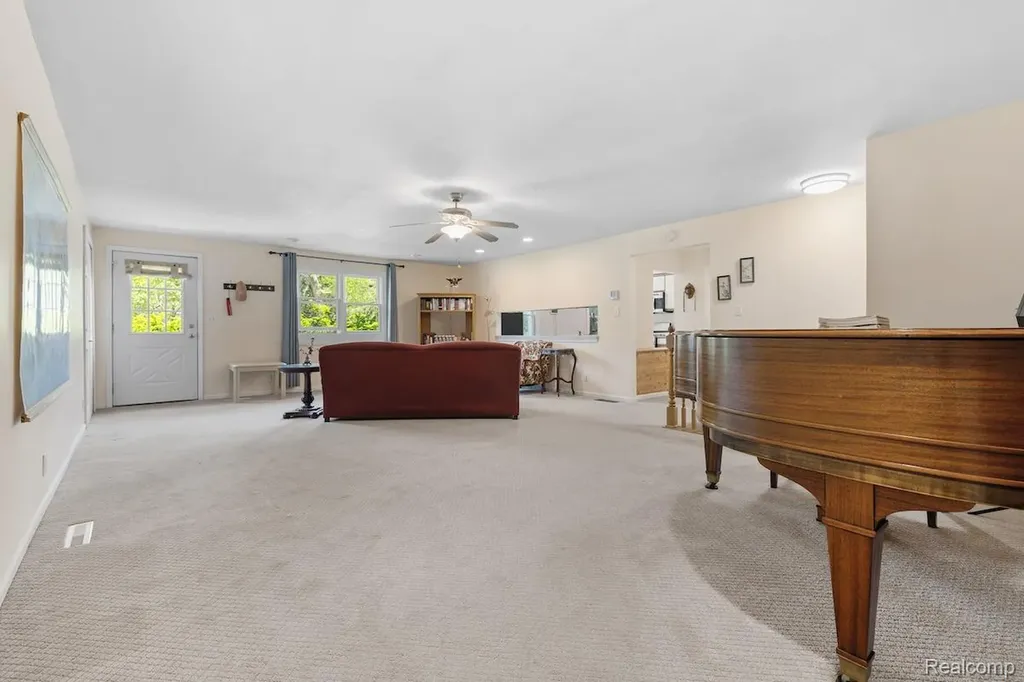 5402 Leland Street Brighton Township MI 48116