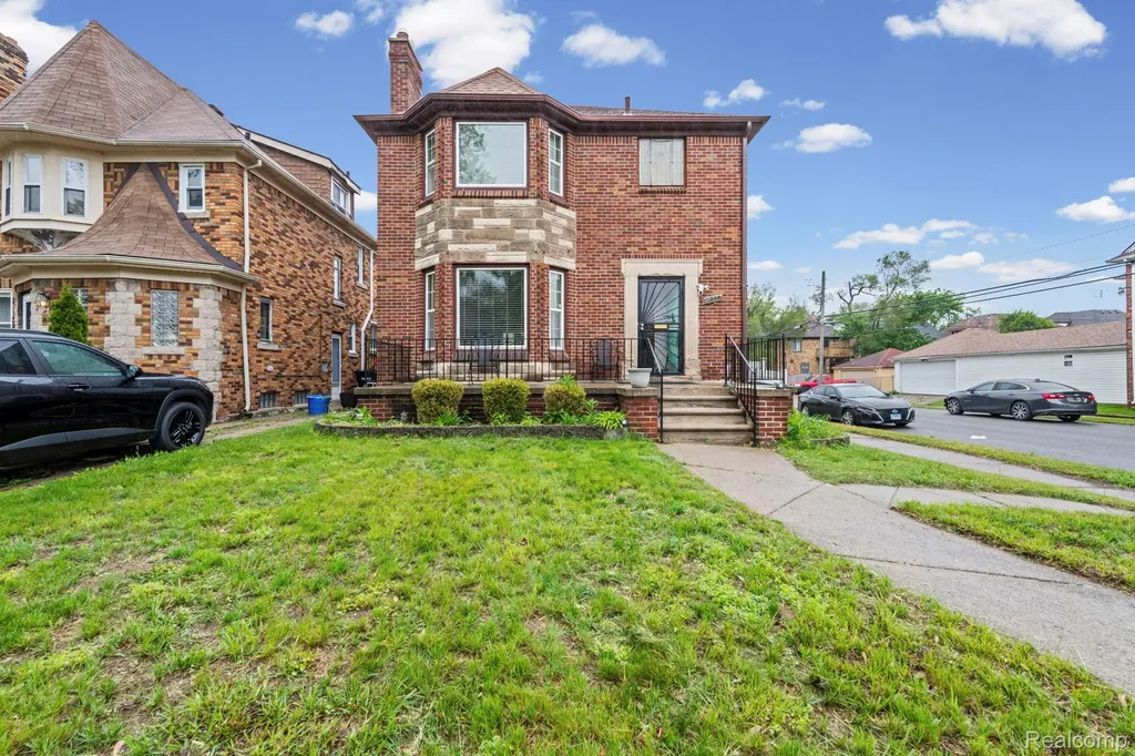 17500 Pennington Drive Detroit City MI 48221