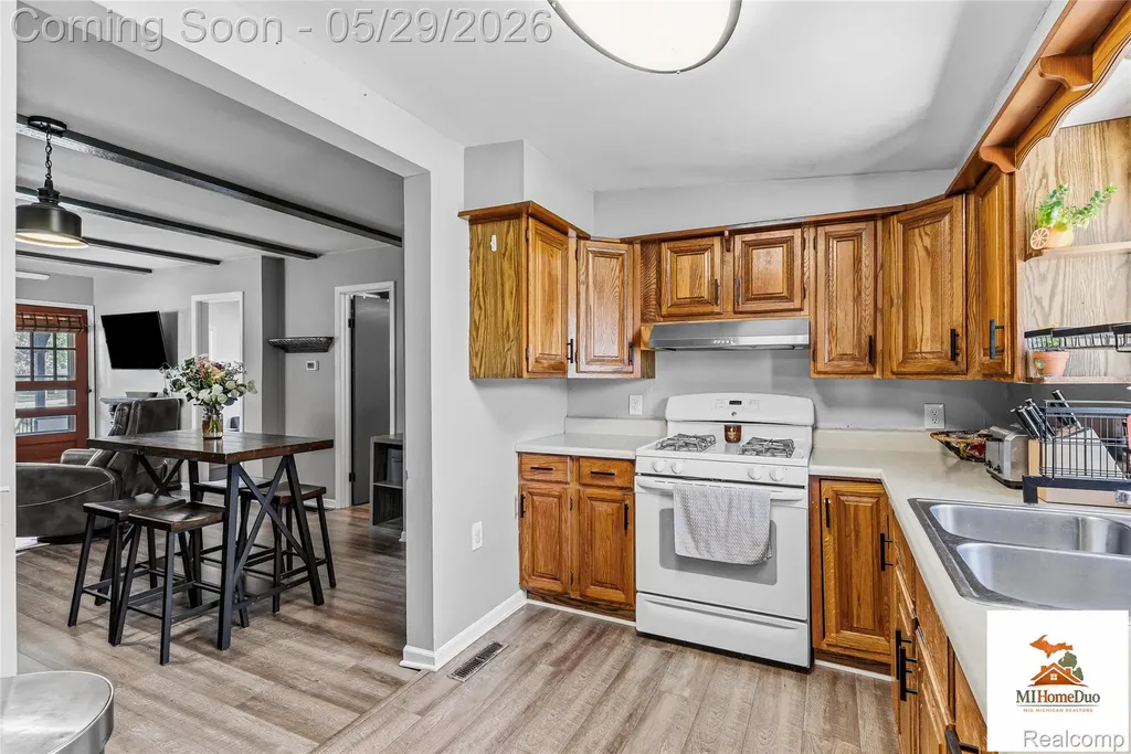 214 S Mcdonnell Street Corunna City MI 48817