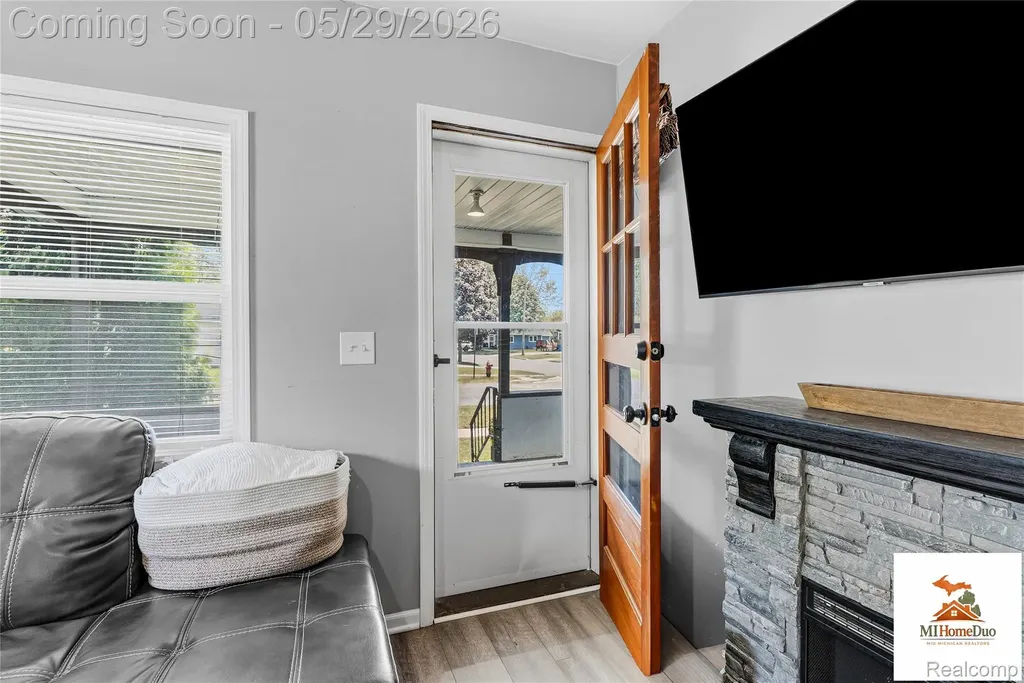214 S Mcdonnell Street Corunna City MI 48817