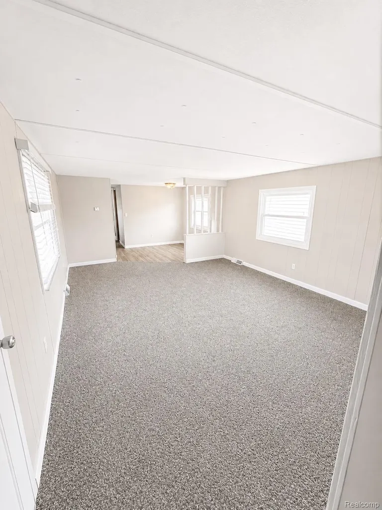 107 Foxpointe Court Swartz Creek City MI 48473