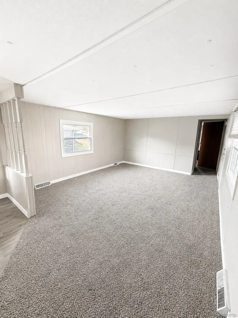 107 Foxpointe Court Swartz Creek City MI 48473