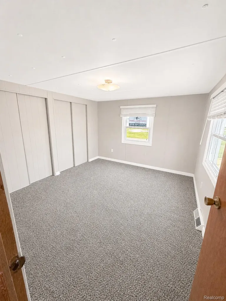 107 Foxpointe Court Swartz Creek City MI 48473