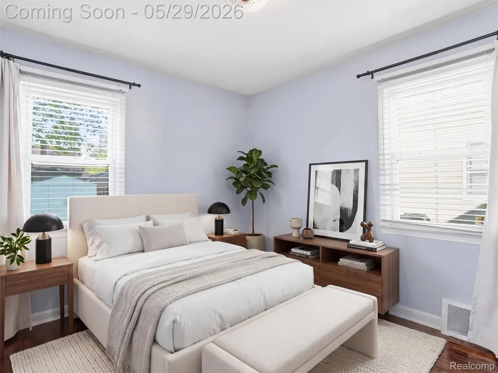 2218 Sprague Avenue Royal Oak City MI 48067